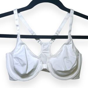 Vintage Vanity Fair White Seamless Underwire Bra 34C